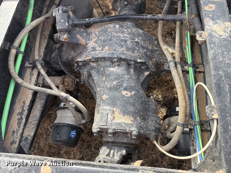 image for item EP2849 2015 Freightliner Cascadia semi truck