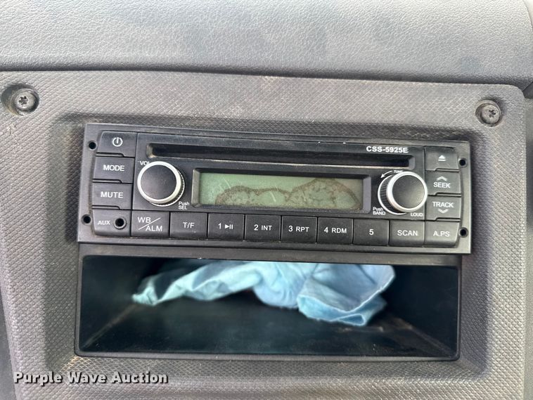 image for item EP2849 2015 Freightliner Cascadia semi truck