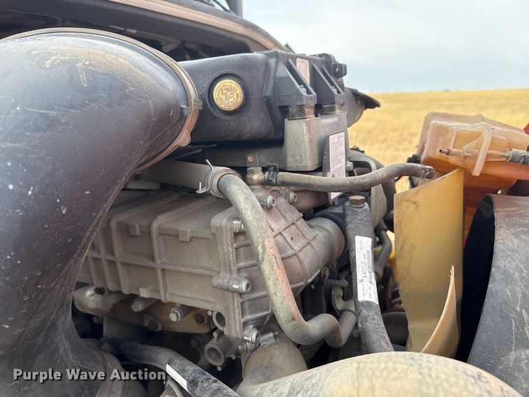 image for item EP2849 2015 Freightliner Cascadia semi truck