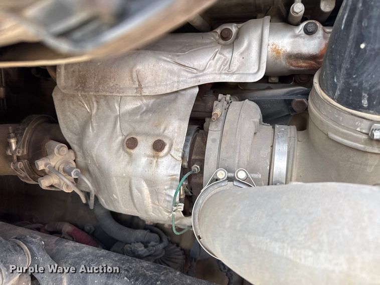 image for item EP2849 2015 Freightliner Cascadia semi truck