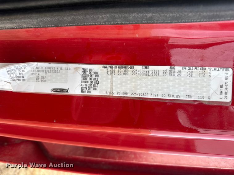 image for item EP2849 2015 Freightliner Cascadia semi truck