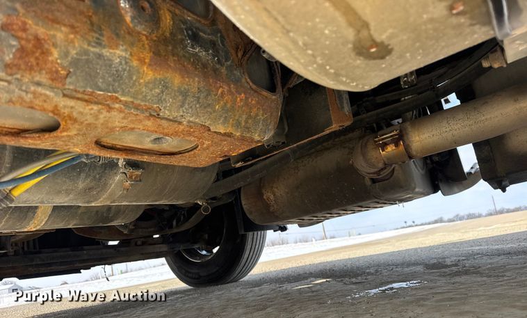 image for item ER0391 2015 Freightliner Cascadia semi truck