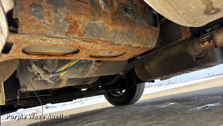 image for item ER0391 2015 Freightliner Cascadia semi truck