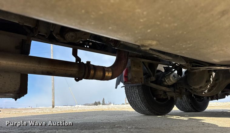 image for item ER0391 2015 Freightliner Cascadia semi truck