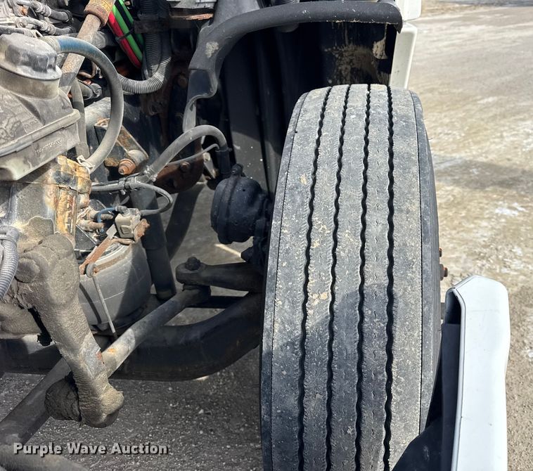 image for item ER0391 2015 Freightliner Cascadia semi truck