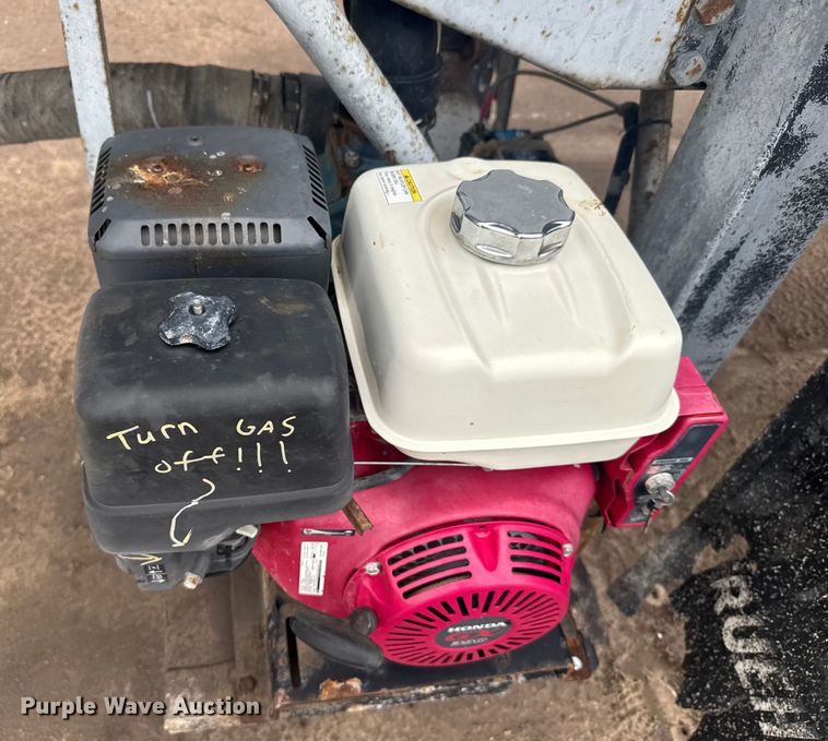 image for item ER2303 1979 Fruehauf tank trailer