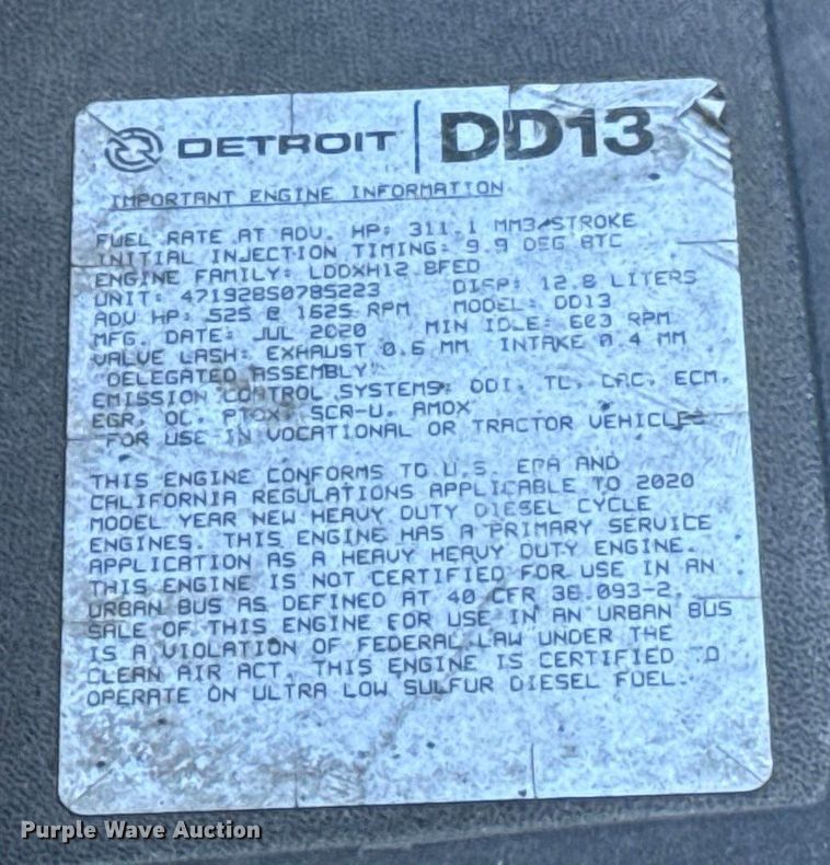 image for item ES5704 2021 Freightliner Cascadia 126 semi truck