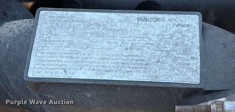 image for item ES5705 2020 Kenworth T680 semi truck