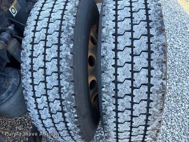 image for item ES5705 2020 Kenworth T680 semi truck