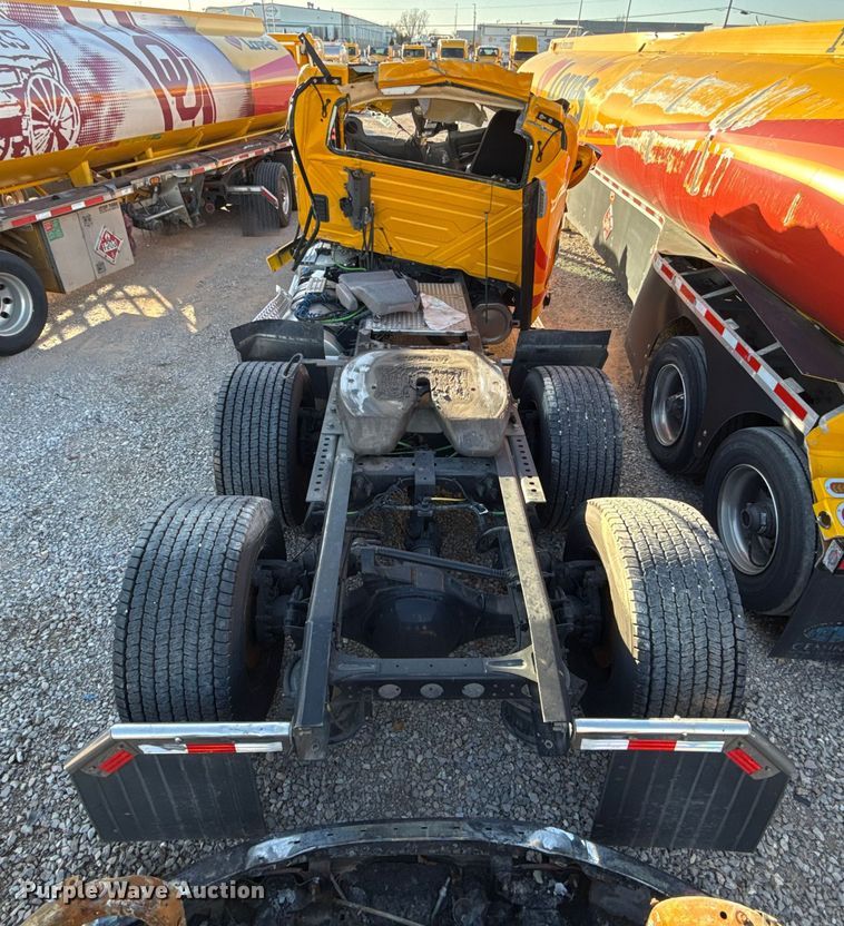 image for item ES5707 2024 International LT625 semi truck