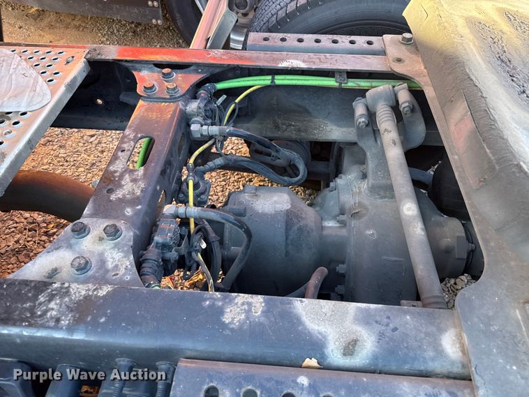 image for item ES5707 2024 International LT625 semi truck