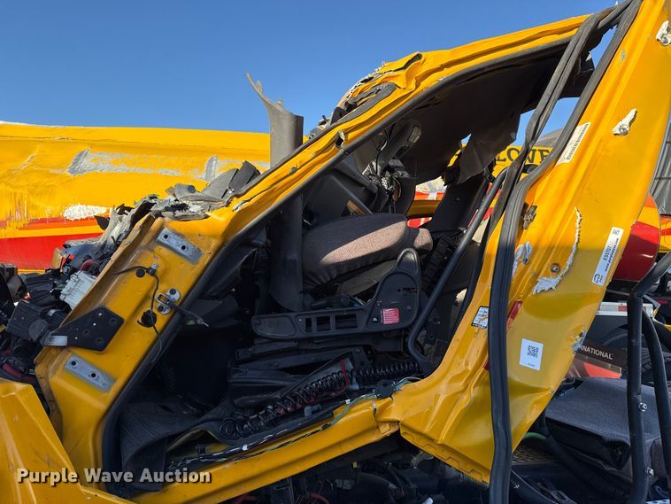 image for item ES5707 2024 International LT625 semi truck