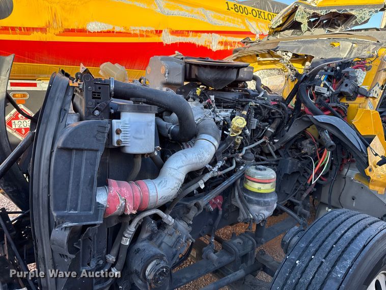 image for item ES5707 2024 International LT625 semi truck