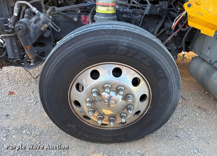 image for item ES5707 2024 International LT625 semi truck