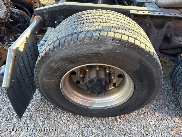 image for item ES5707 2024 International LT625 semi truck