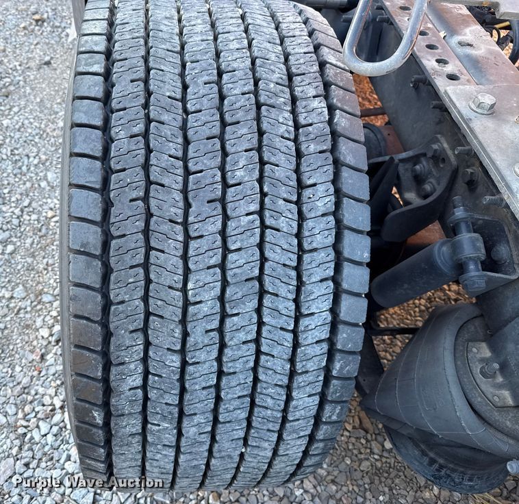 image for item ES5707 2024 International LT625 semi truck