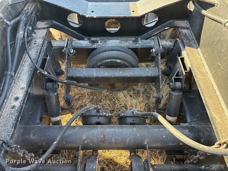 image for item ES5717 2007 Etnyre RTN55TD3 lowboy equipment trailer