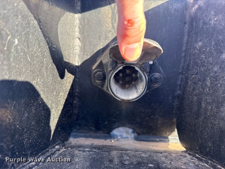 image for item ES5717 2007 Etnyre RTN55TD3 lowboy equipment trailer