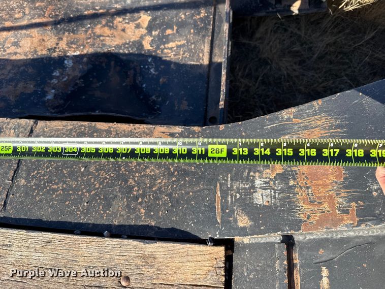 image for item ES5717 2007 Etnyre RTN55TD3 lowboy equipment trailer