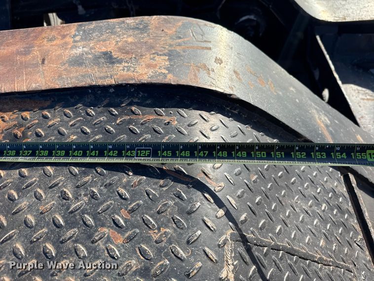 image for item ES5717 2007 Etnyre RTN55TD3 lowboy equipment trailer