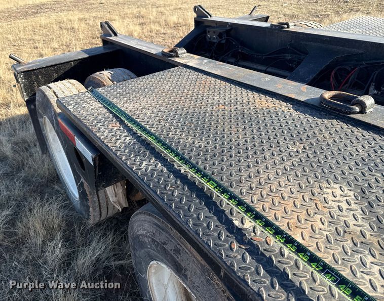 image for item ES5717 2007 Etnyre RTN55TD3 lowboy equipment trailer