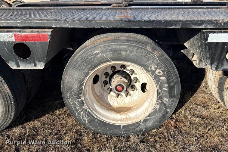 image for item ES5717 2007 Etnyre RTN55TD3 lowboy equipment trailer