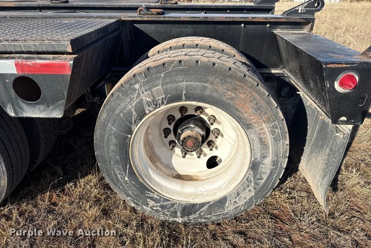 image for item ES5717 2007 Etnyre RTN55TD3 lowboy equipment trailer