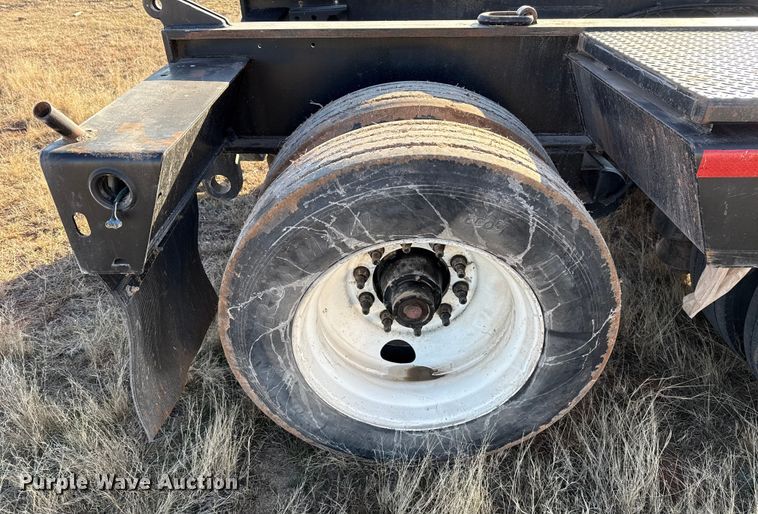 image for item ES5717 2007 Etnyre RTN55TD3 lowboy equipment trailer