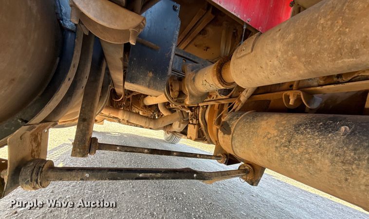 image for item ES5720 2011 Kenworth T800 semi truck