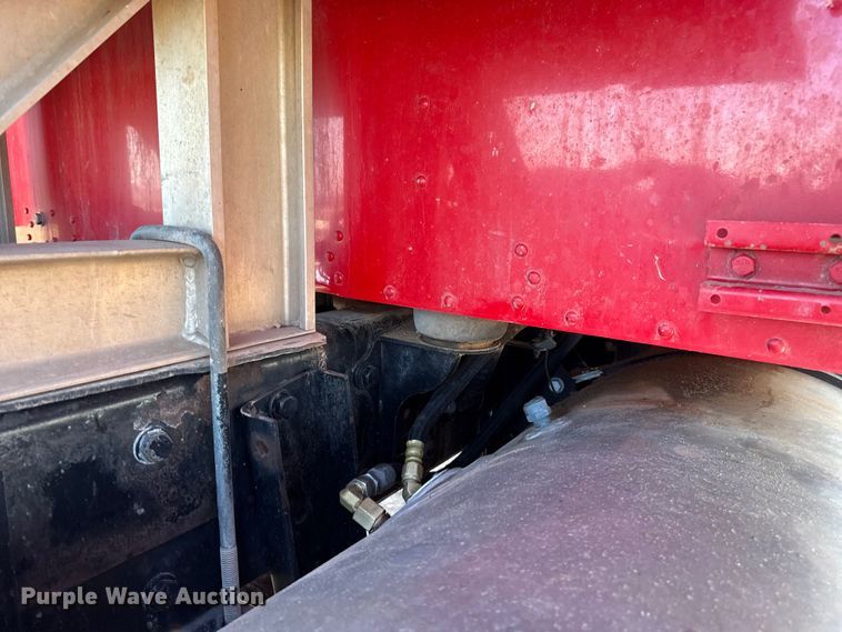 image for item ES5720 2011 Kenworth T800 semi truck