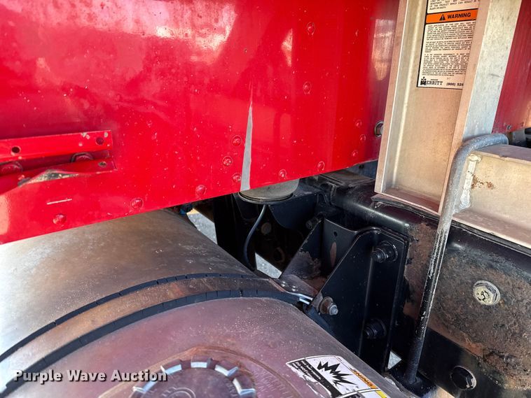 image for item ES5720 2011 Kenworth T800 semi truck