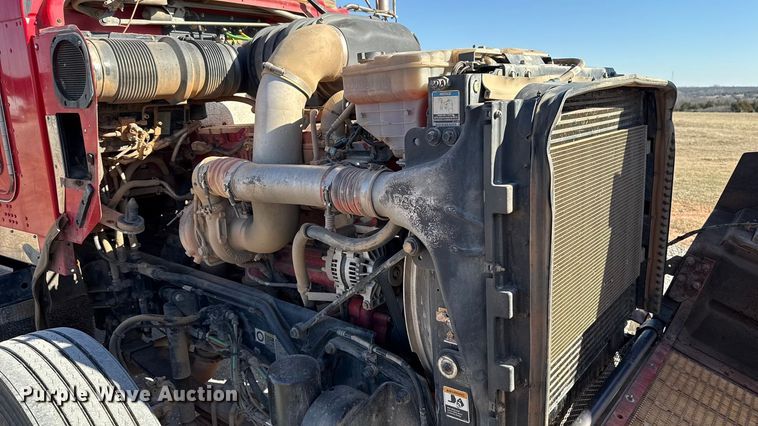 image for item ES5720 2011 Kenworth T800 semi truck