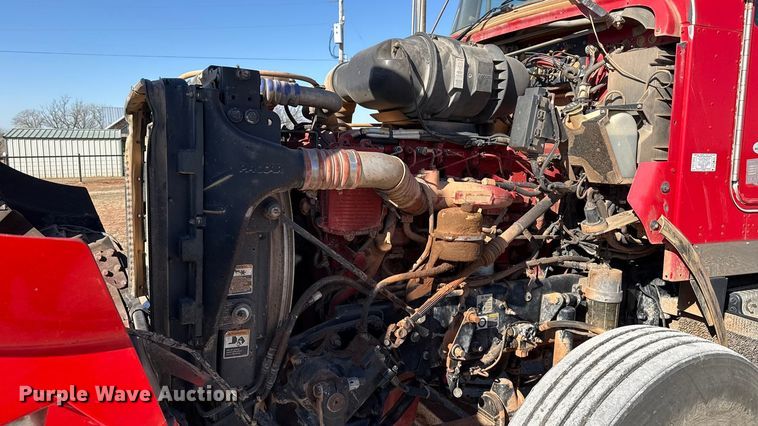 image for item ES5720 2011 Kenworth T800 semi truck