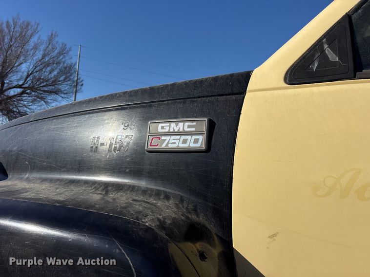 image for item ES8522 1998 GMC C7500 sewer jetter truck