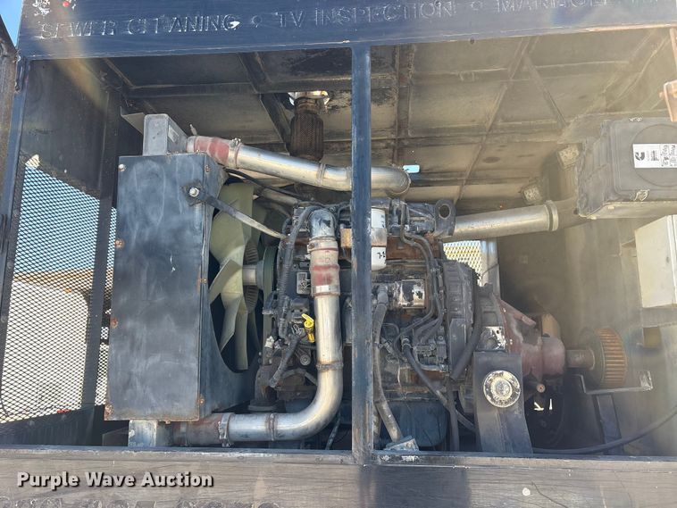 image for item ES8522 1998 GMC C7500 sewer jetter truck