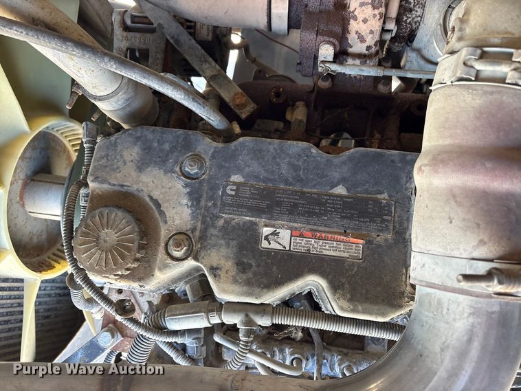 image for item ES8522 1998 GMC C7500 sewer jetter truck