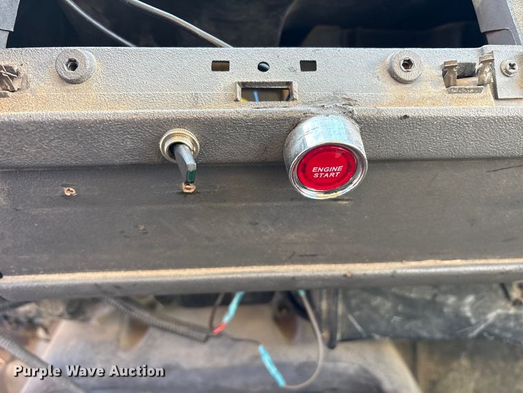 image for item ES8522 1998 GMC C7500 sewer jetter truck