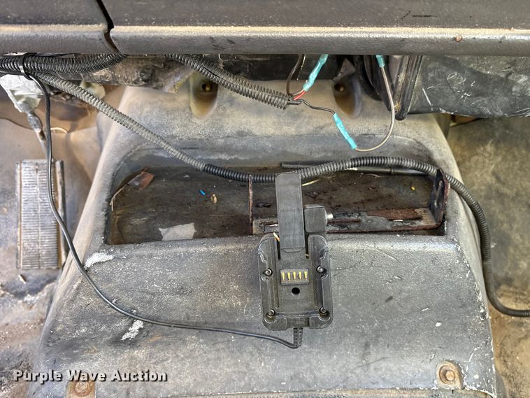 image for item ES8522 1998 GMC C7500 sewer jetter truck