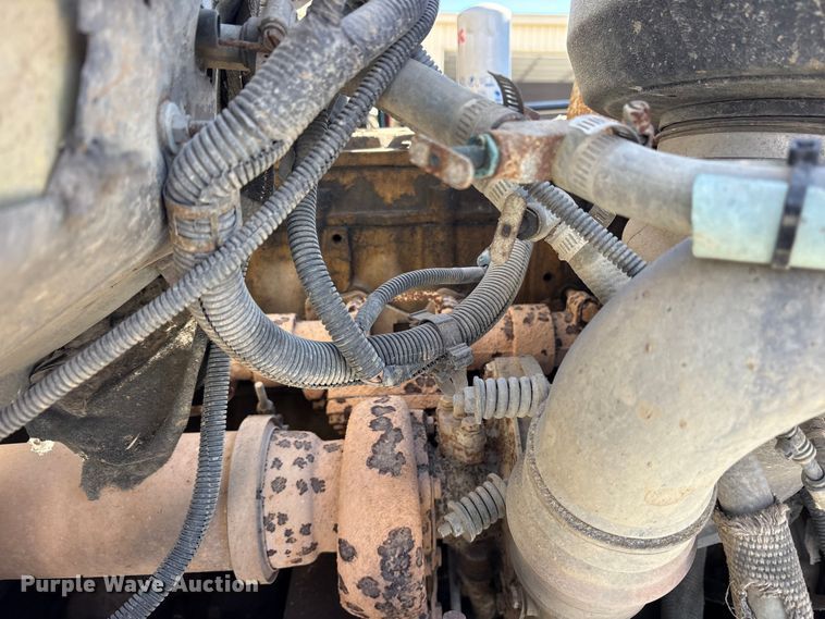 image for item ES8522 1998 GMC C7500 sewer jetter truck