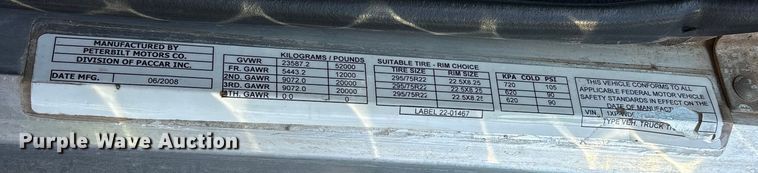 image for item ES8524 2009 Peterbilt 388 Truck tractor