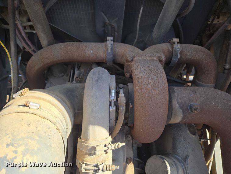 image for item ET1157 1978 White Motor Corporation Road Commander 2 truck cab and chassis