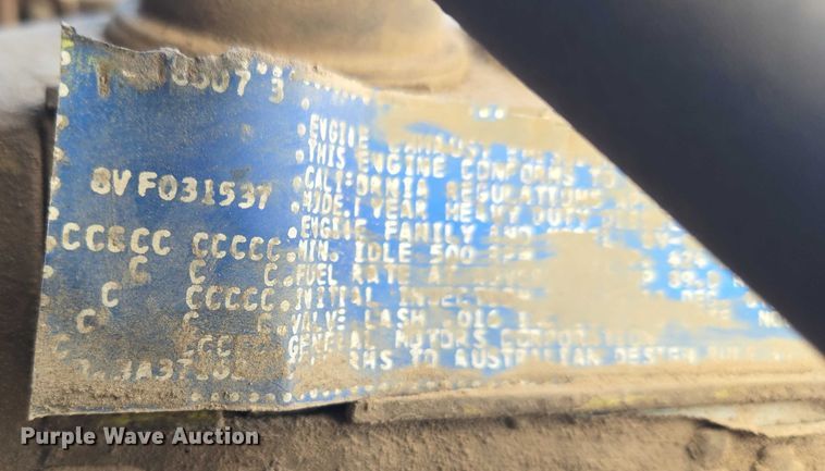 image for item ET1157 1978 White Motor Corporation Road Commander 2 truck cab and chassis