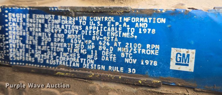 image for item ET1157 1978 White Motor Corporation Road Commander 2 truck cab and chassis