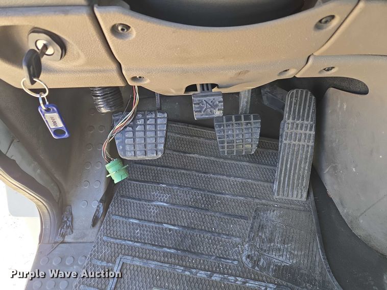 image for item ET1171 2017 Freightliner Cascadia semi truck