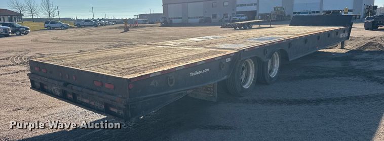 image for item ET4327 2007 Trail-Eze TE70HT48 drop deck hydraulic tail equipment trailer