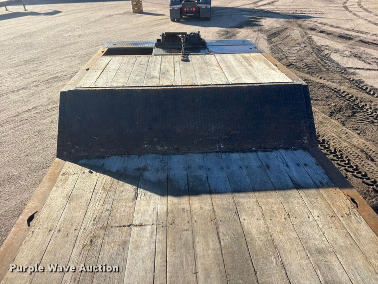 image for item ET4327 2007 Trail-Eze TE70HT48 drop deck hydraulic tail equipment trailer