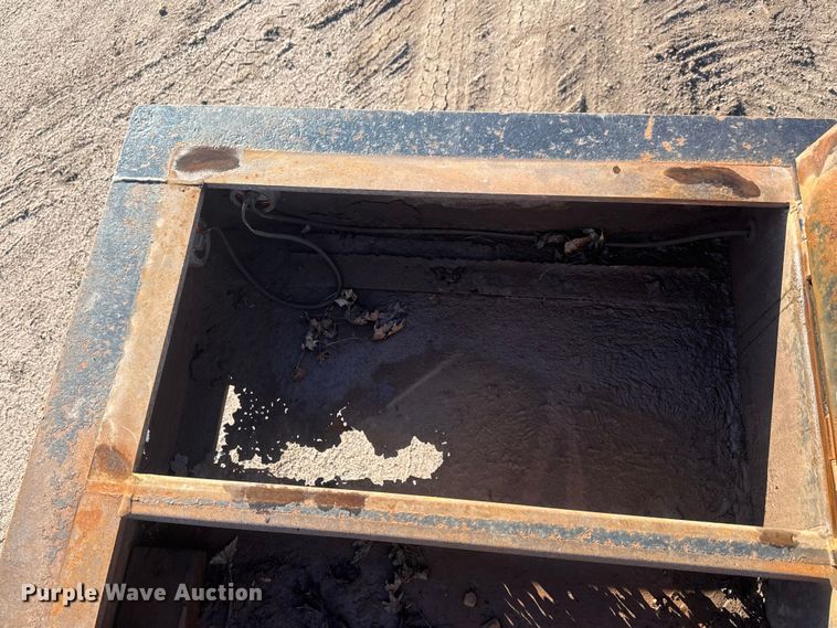 image for item ET4327 2007 Trail-Eze TE70HT48 drop deck hydraulic tail equipment trailer