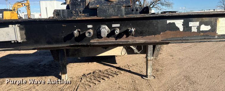 image for item ET4327 2007 Trail-Eze TE70HT48 drop deck hydraulic tail equipment trailer