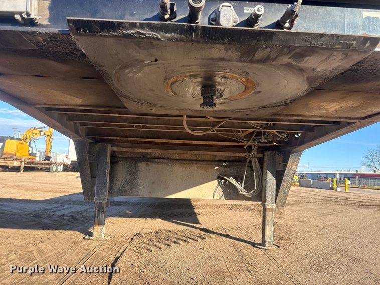 image for item ET4327 2007 Trail-Eze TE70HT48 drop deck hydraulic tail equipment trailer