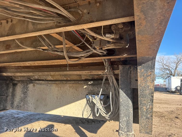 image for item ET4327 2007 Trail-Eze TE70HT48 drop deck hydraulic tail equipment trailer